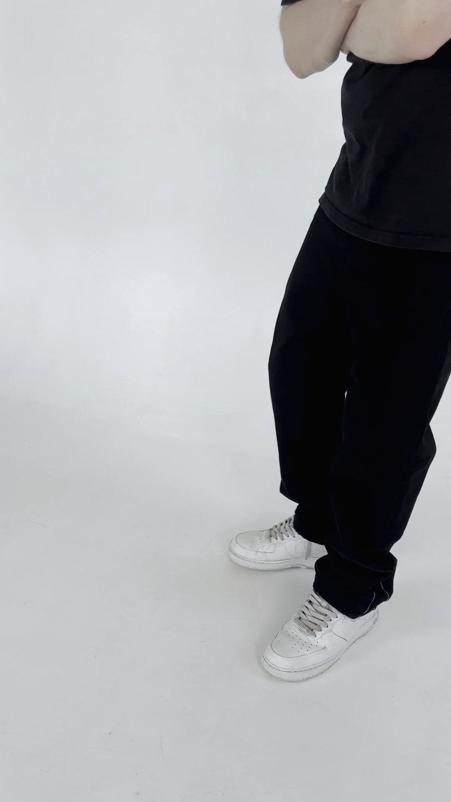 Black Wide